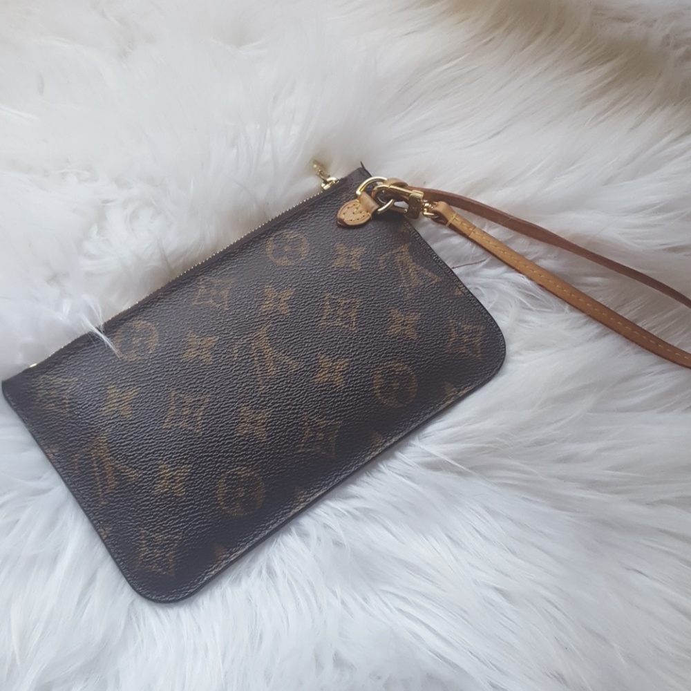 Louis Vuitton wristlet